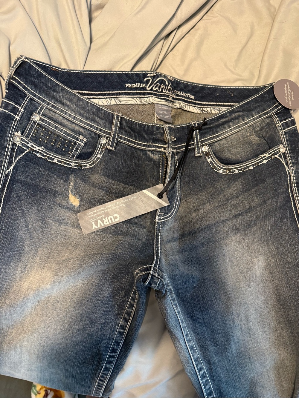 Vanity Women’s Boot Cut Jeans in Washed Blue